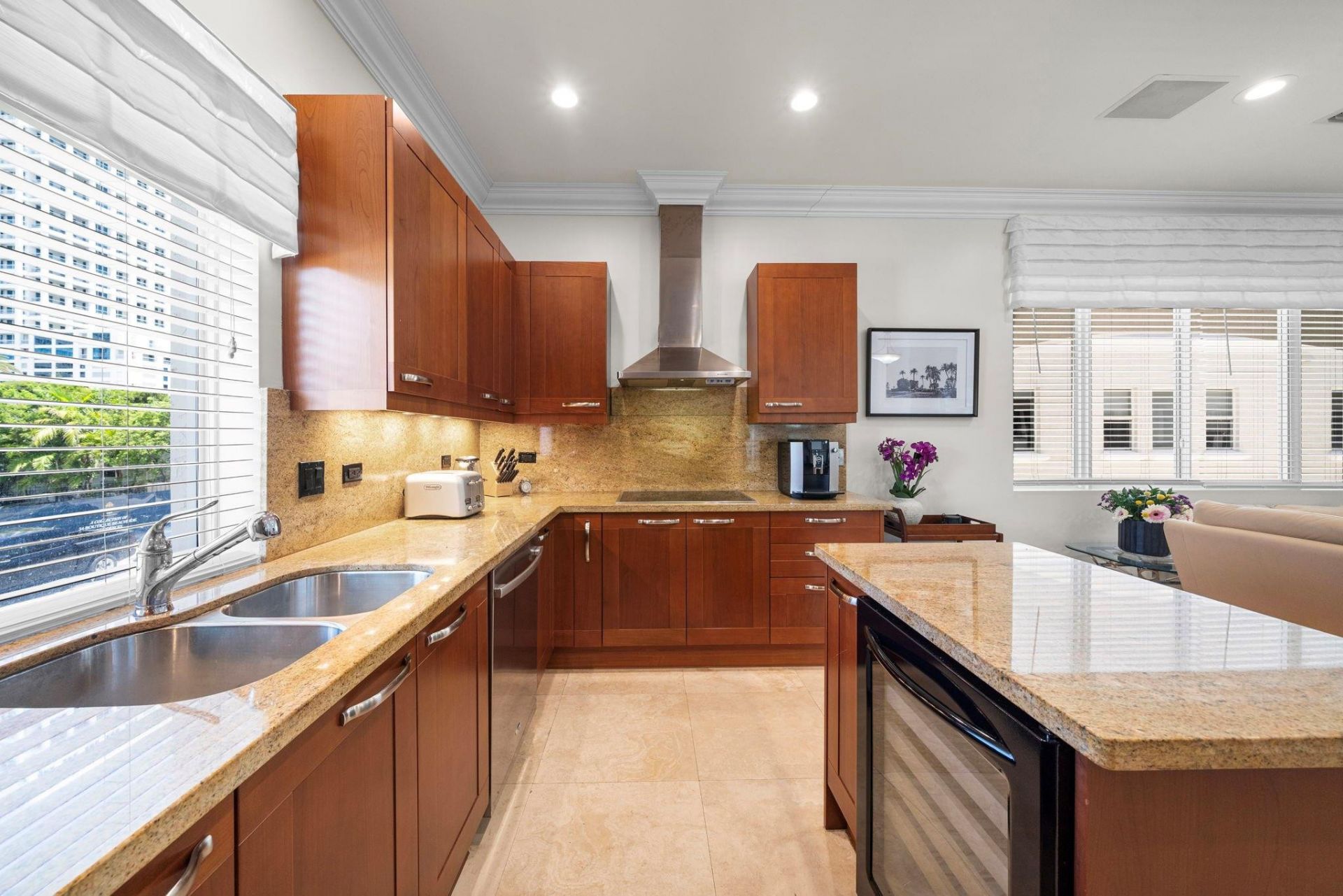 514 N Birch Road, Fort Lauderdale, FL 33304 Photo