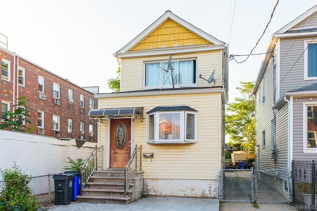 8913 Bedell Lane, Brooklyn, NY 11236 Main Photo