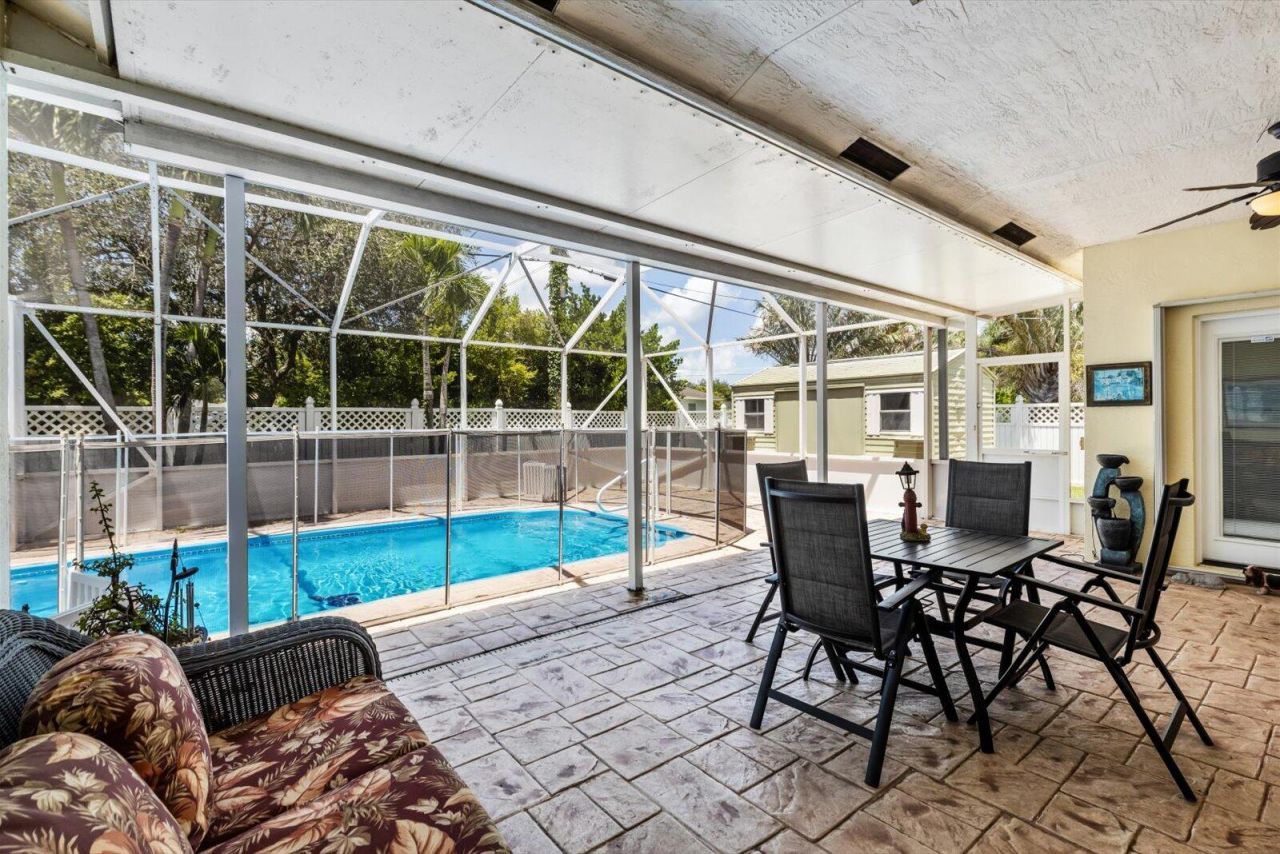 1926 SW Logan Street, Port Saint Lucie, FL 34953 Photo