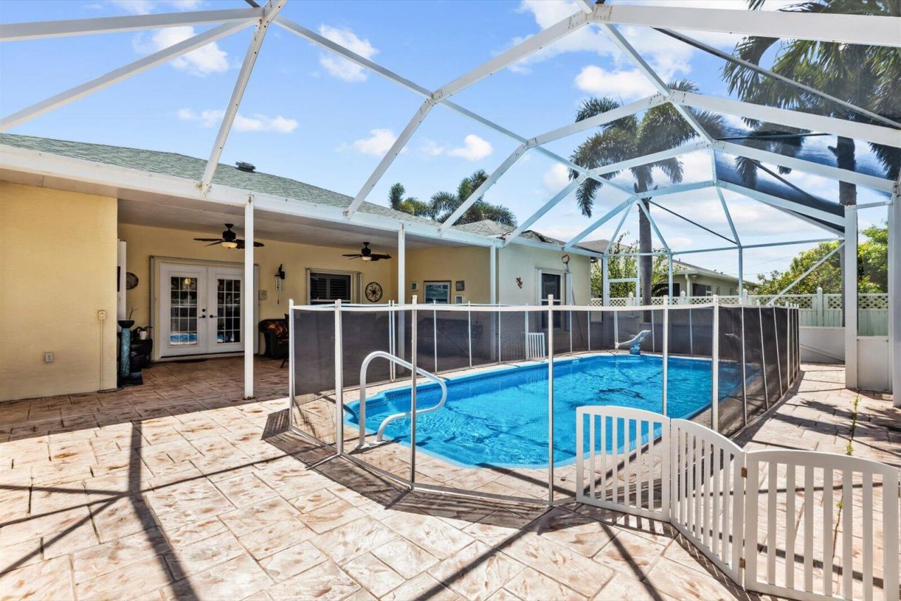 1926 SW Logan Street, Port Saint Lucie, FL 34953 Photo