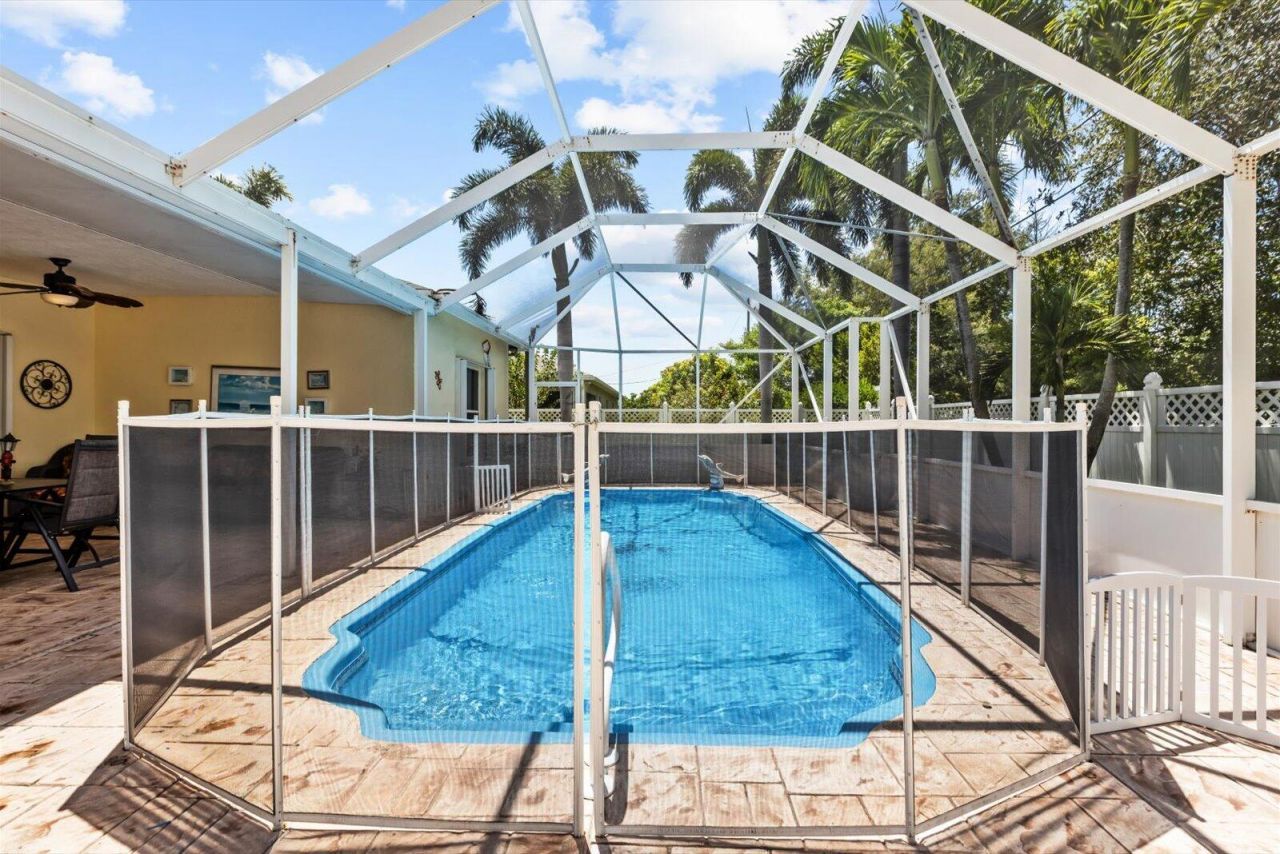 1926 SW Logan Street, Port Saint Lucie, FL 34953 Photo