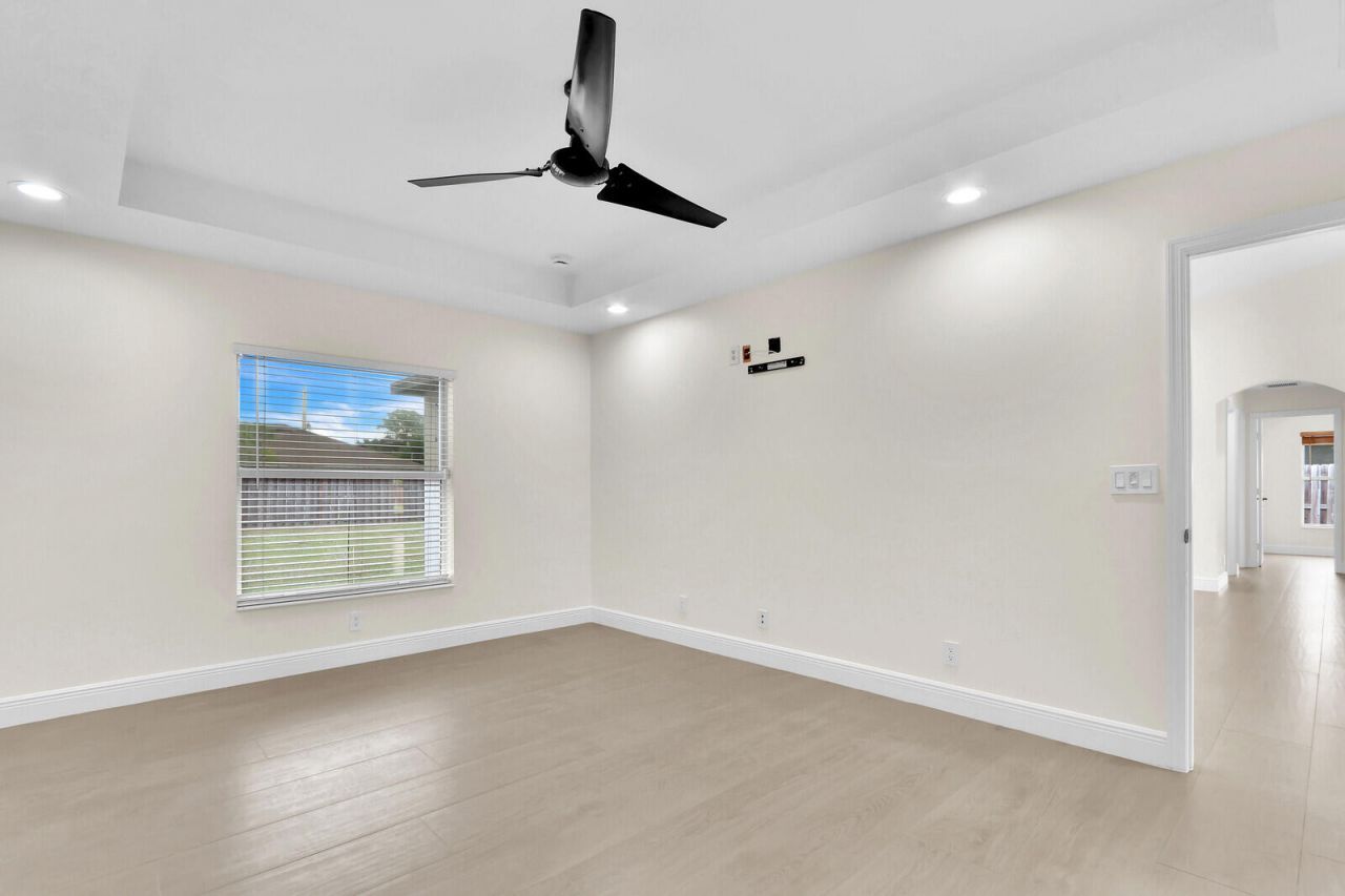 183 SW Ladybug Drive, Port Saint Lucie, FL 34953 Photo