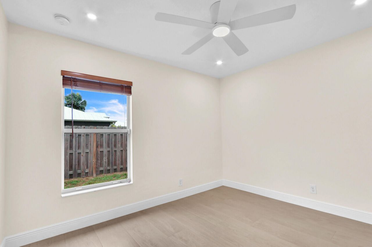 183 SW Ladybug Drive, Port Saint Lucie, FL 34953 Photo