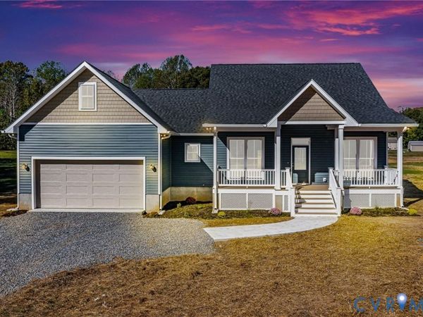 236 Blackwells Wharf Road, Burgess, VA 22432