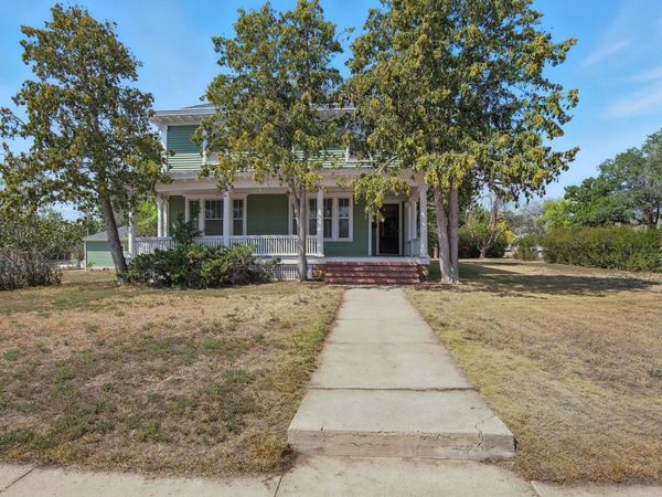 346 N 17th Street, Hot Springs, SD 57747
