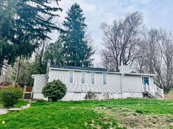 72 Lakeside Road, Mahopac, NY 10541