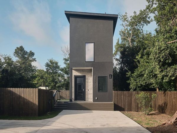 2611 Davis LN, Unit 2, Austin, TX 78745