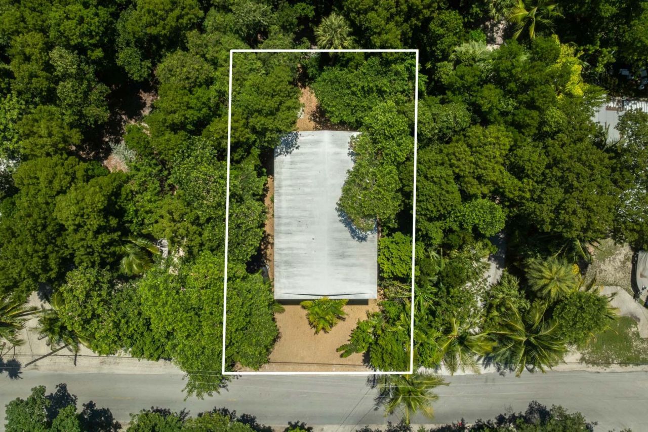 131 Indian Mound Trail, Islamorada, FL 33070 Photo