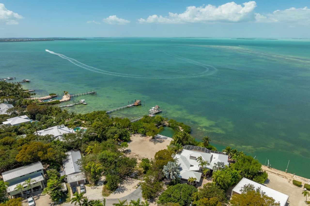 131 Indian Mound Trail, Islamorada, FL 33070 Photo