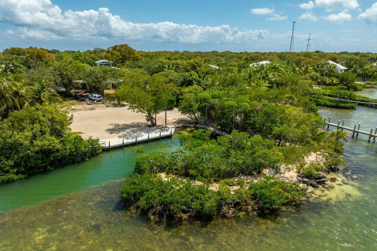 131 Indian Mound Trail, Islamorada, FL 33070 Photo