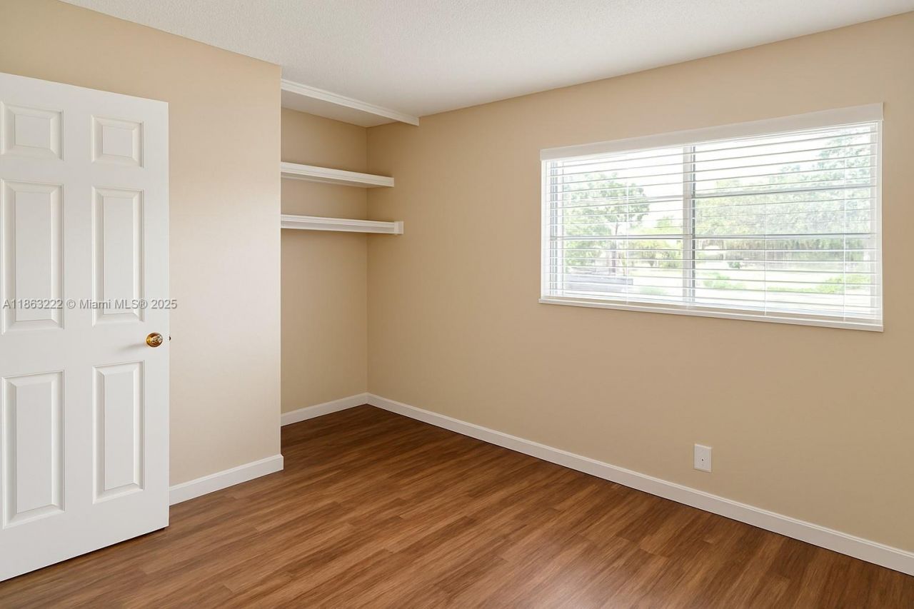 5071 W Oakland Park Blvd, Unit 103, Lauderdale Lakes, FL 33313 Photo