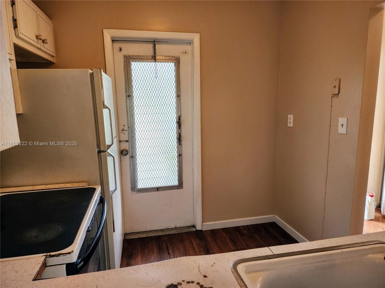 5071 W Oakland Park Blvd, Unit 103, Lauderdale Lakes, FL 33313 Photo