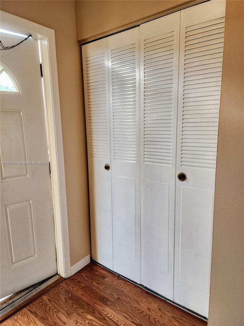 5071 W Oakland Park Blvd, Unit 103, Lauderdale Lakes, FL 33313 Photo