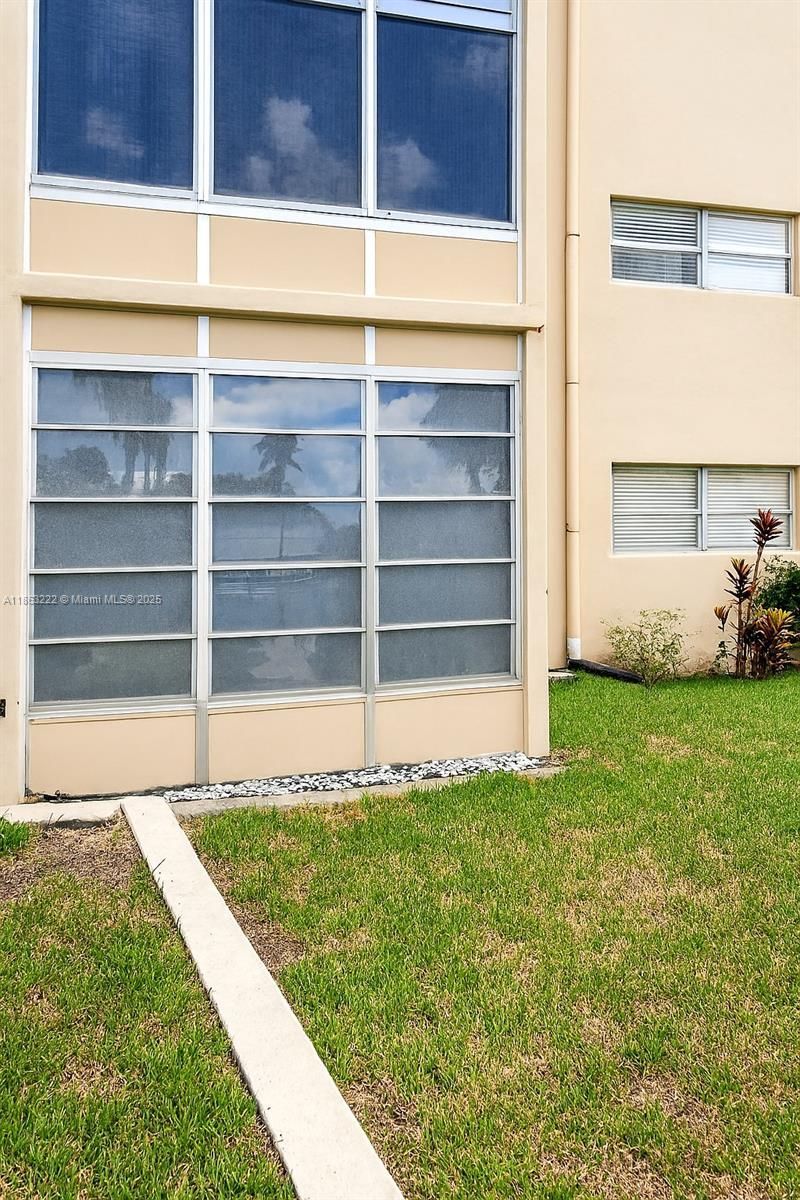 5071 W Oakland Park Blvd, Unit 103, Lauderdale Lakes, FL 33313 Photo