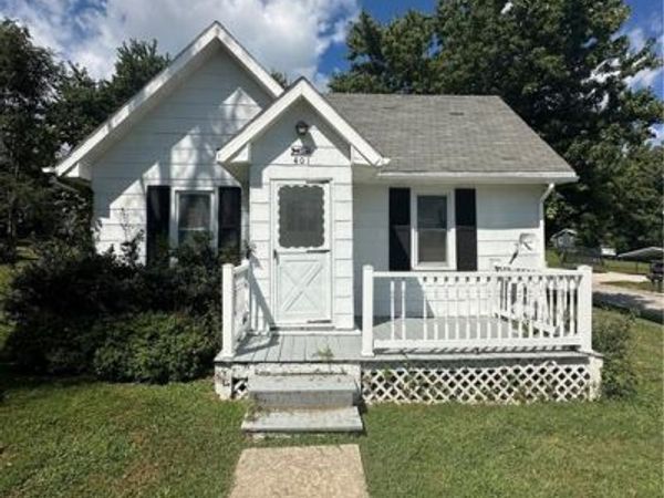 401 W Fifth Street, Grant City, MO 64456