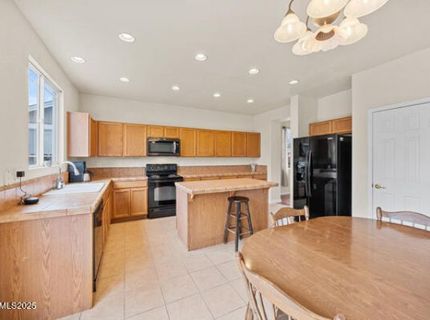 8994 Wynne Street, Reno, NV 89506 Photo