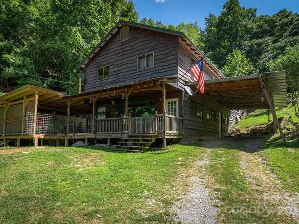 1145 Woolyshot Branch Road, Hot Springs, NC 28743