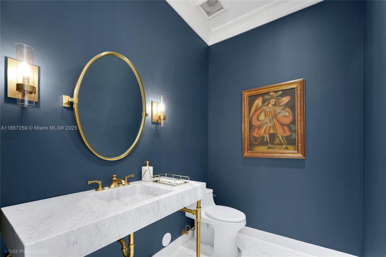 5501 Snapper Creek Rd, Coral Gables, FL 33156 Photo