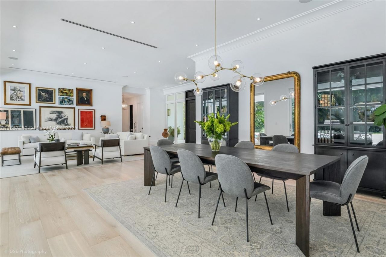 5501 Snapper Creek Rd, Coral Gables, FL 33156 Photo