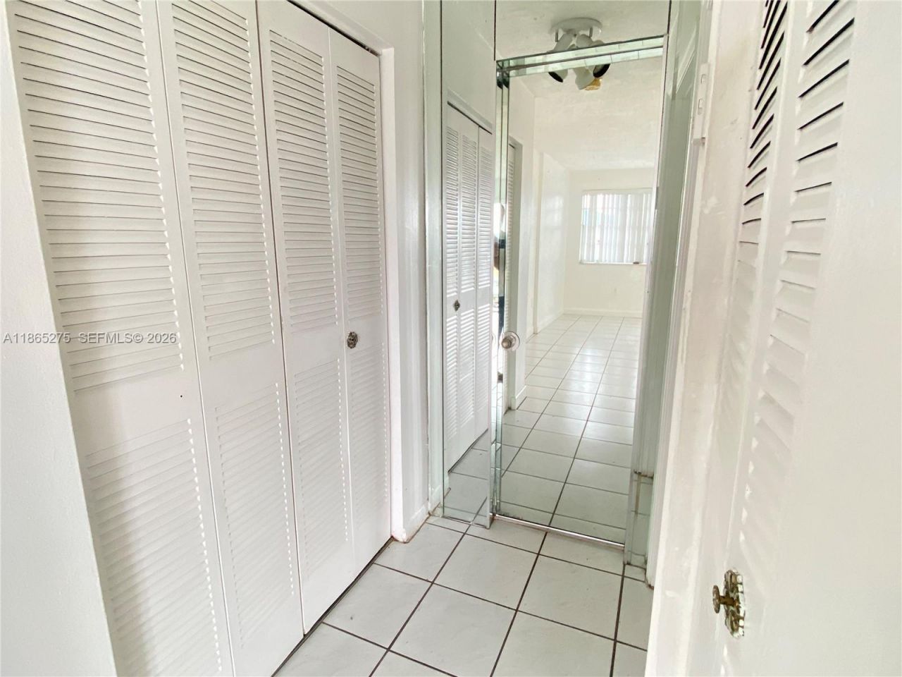 1655 W 44th Pl, Unit 511, Hialeah, FL 33012 Photo