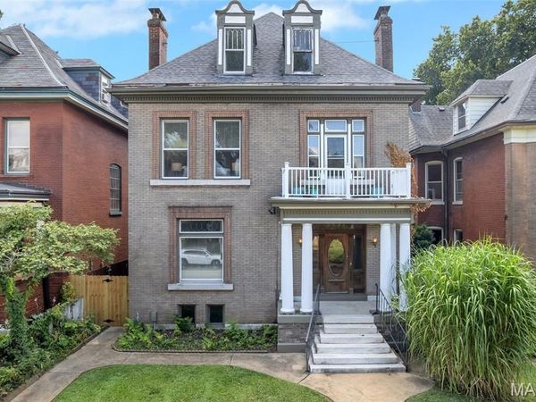 3532 Victor Street, St Louis, MO 63104