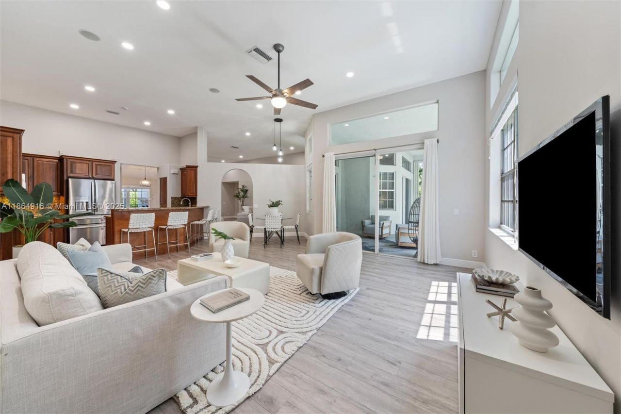 2587 Jardin Ct, Weston, FL 33327 Photo