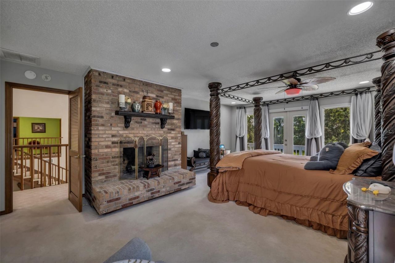 105 Saxon Boulevard, Deltona, FL 32725 Photo