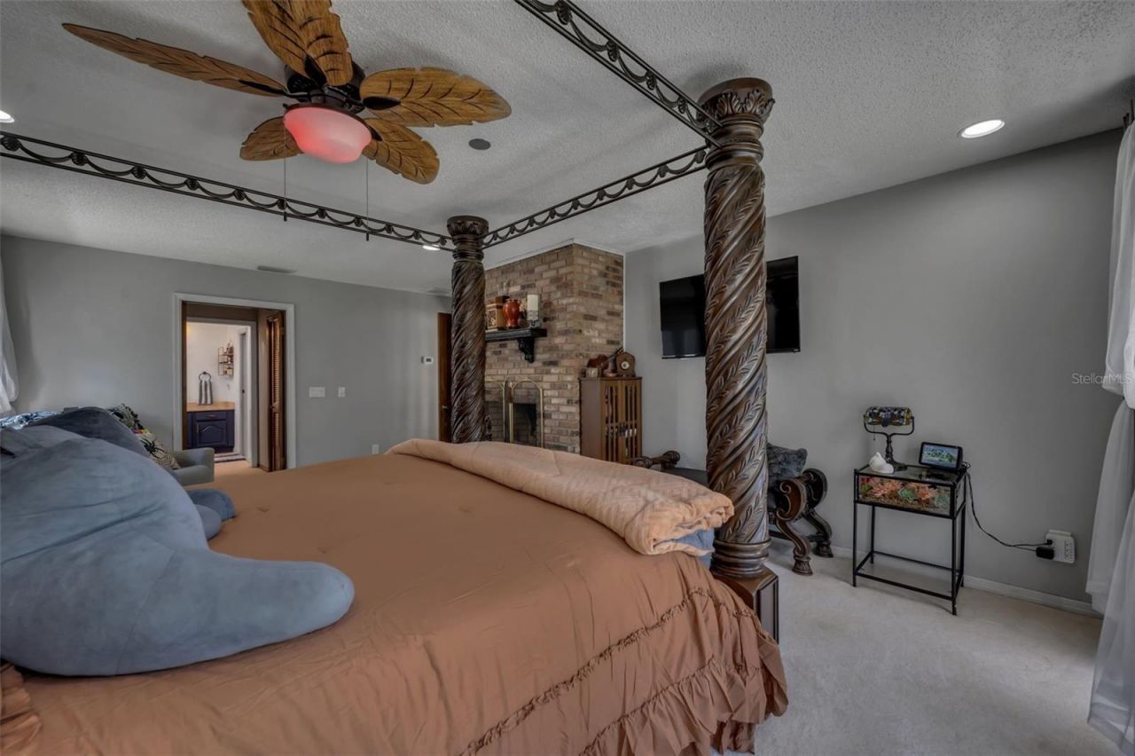 105 Saxon Boulevard, Deltona, FL 32725 Photo