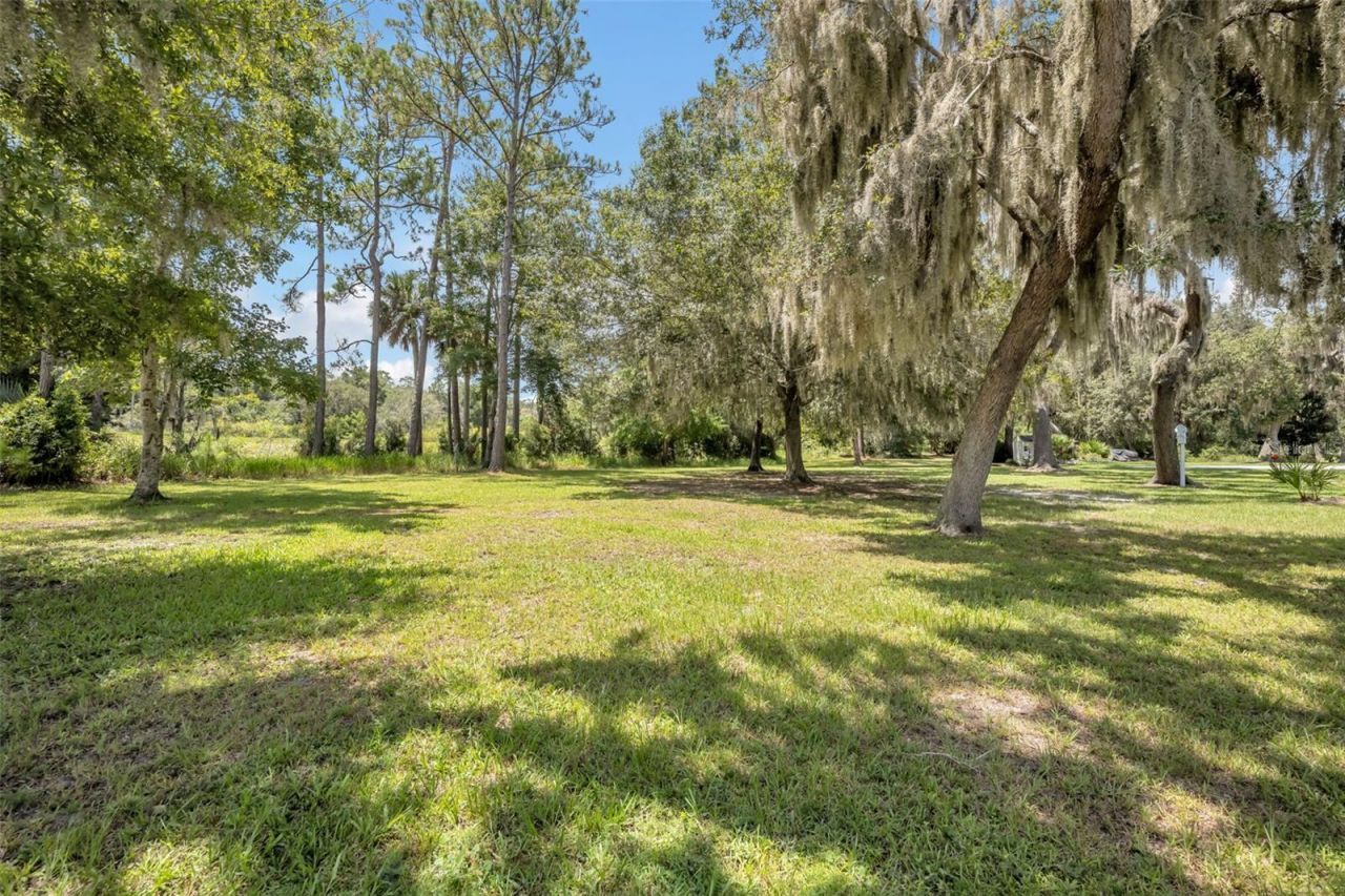 105 Saxon Boulevard, Deltona, FL 32725 Photo