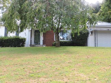 463 E High Street, Owingsville, KY 40360