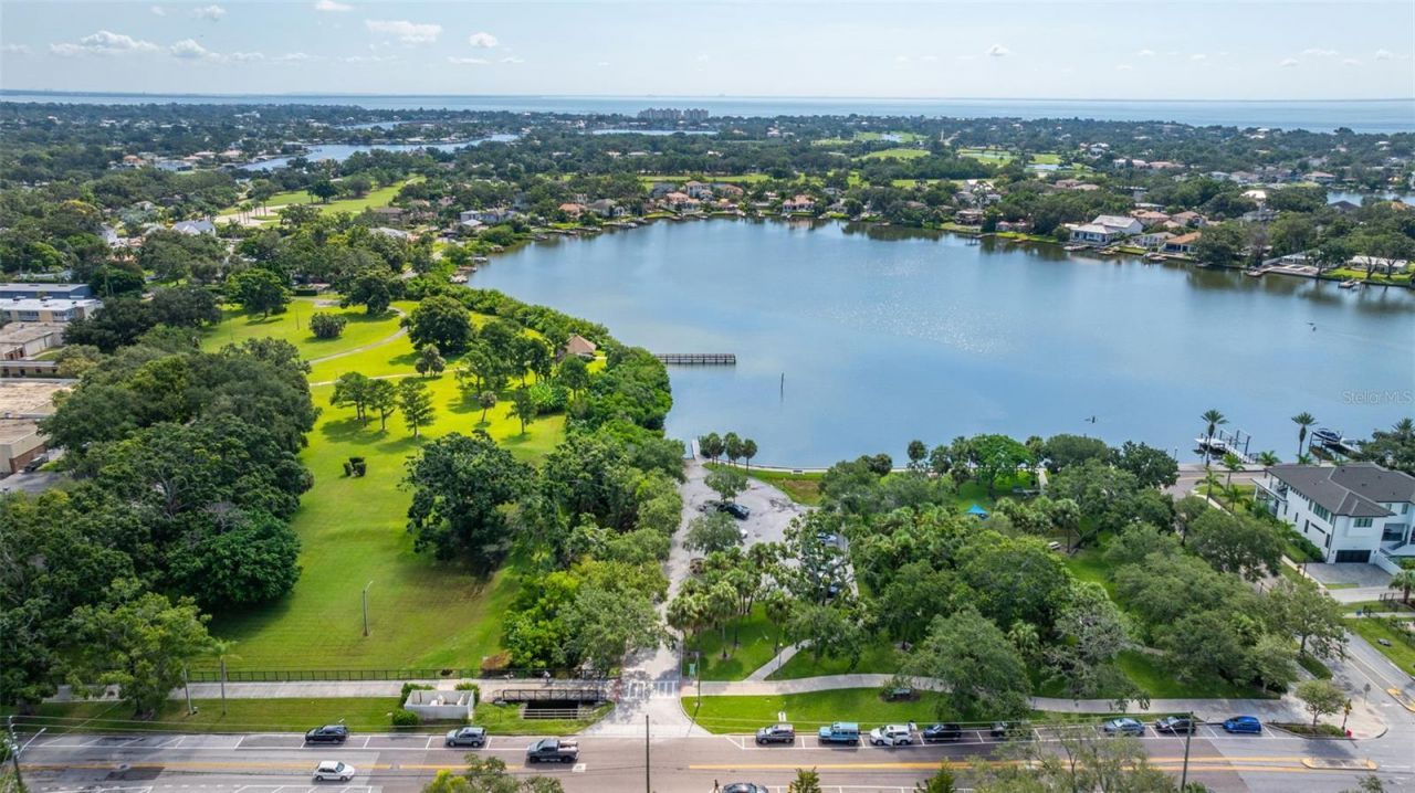 201 30th Avenue N, Saint Petersburg, FL 33701 Photo