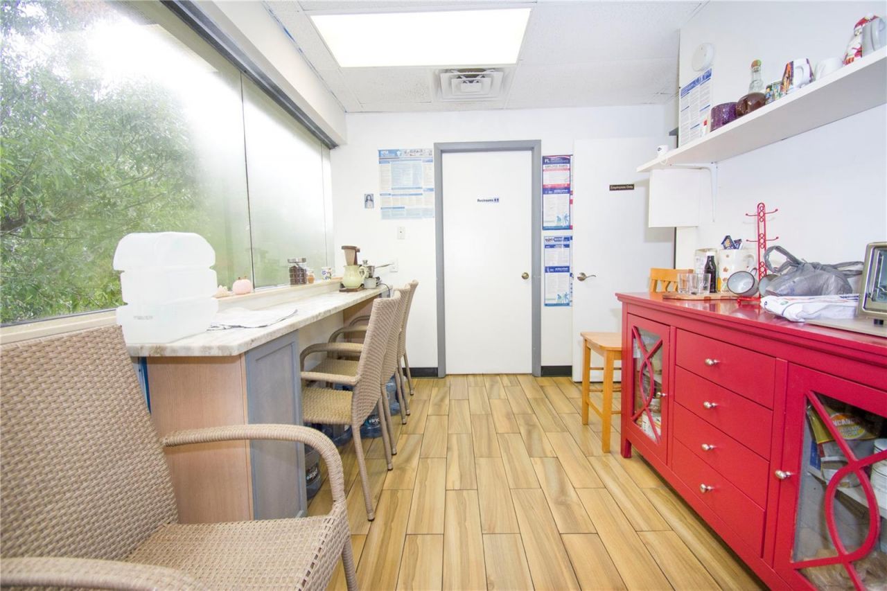 4710 N Habana Avenue, Unit 402, Tampa, FL 33614 Photo