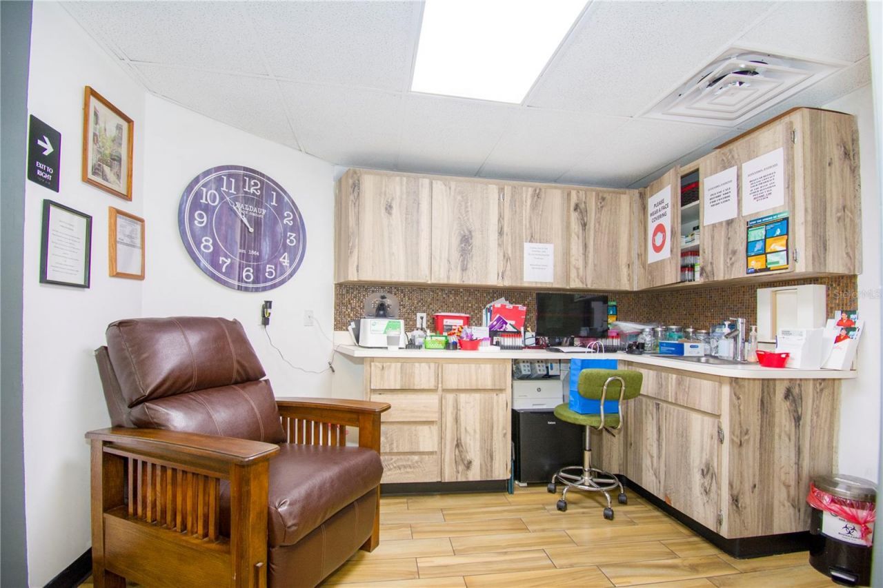 4710 N Habana Avenue, Unit 402, Tampa, FL 33614 Photo