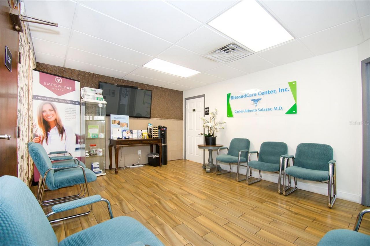 4710 N Habana Avenue, Unit 402, Tampa, FL 33614 Photo