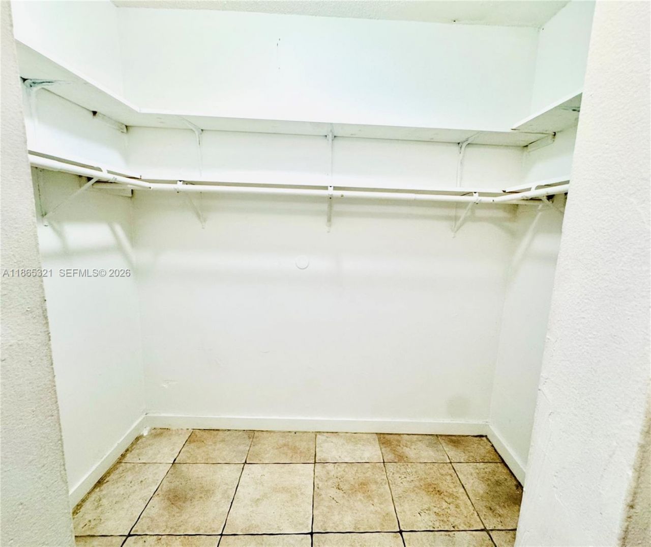 3700 NW 21st St, Unit 109, Lauderdale Lakes, FL 33311 Photo