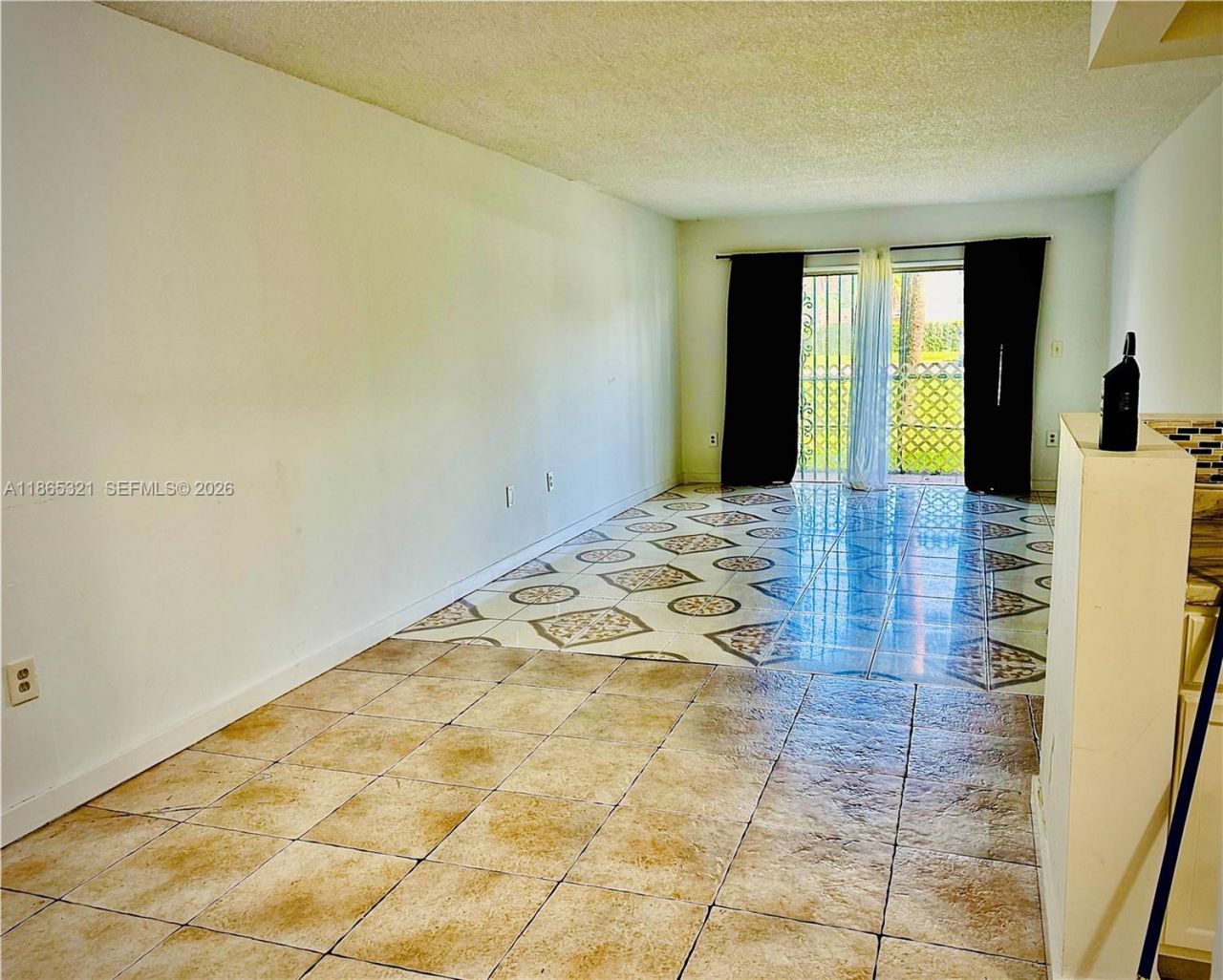 3700 NW 21st St, Unit 109, Lauderdale Lakes, FL 33311 Photo
