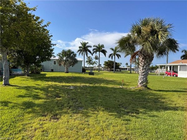 168 Orange Harbor DR, FORT MYERS, FL 33905