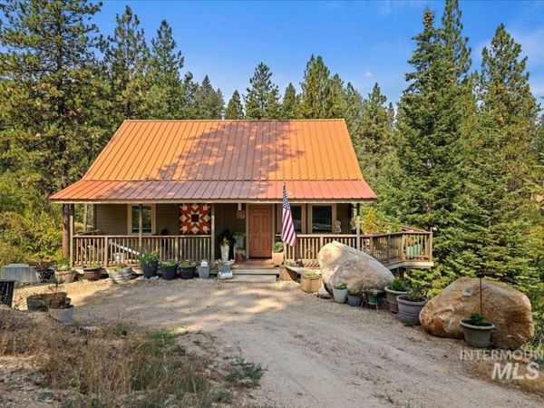 70 Castle Mountain Dr, Garden Valley, ID 83622