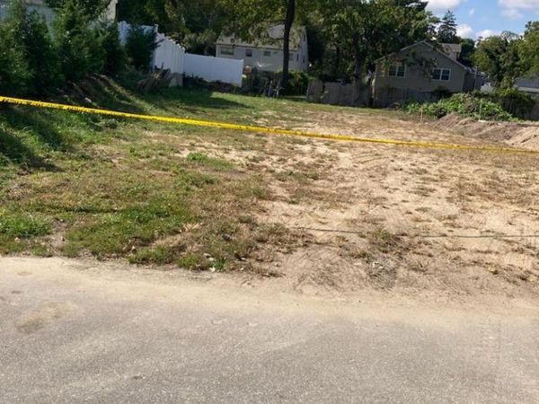 12 Chestnut, Wyandanch, NY 11798