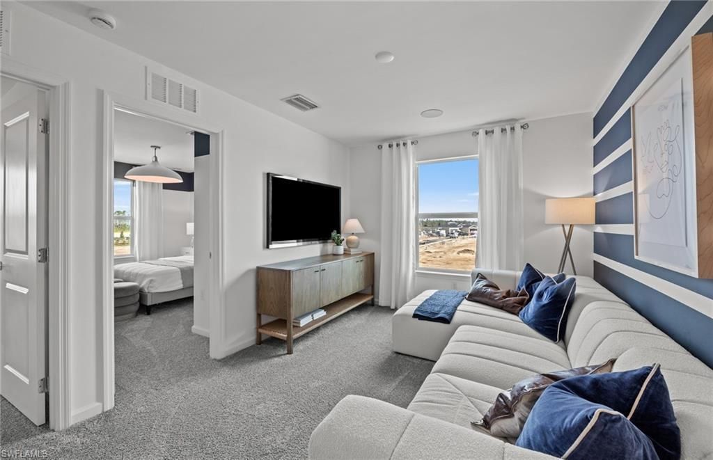 246 Silent Lake Dr, Lehigh Acres, FL 33936 Photo