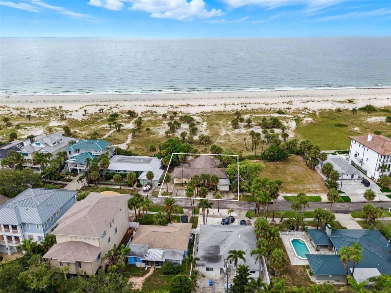 1024 Eldorado Avenue, Clearwater Beach, FL 33767 Photo