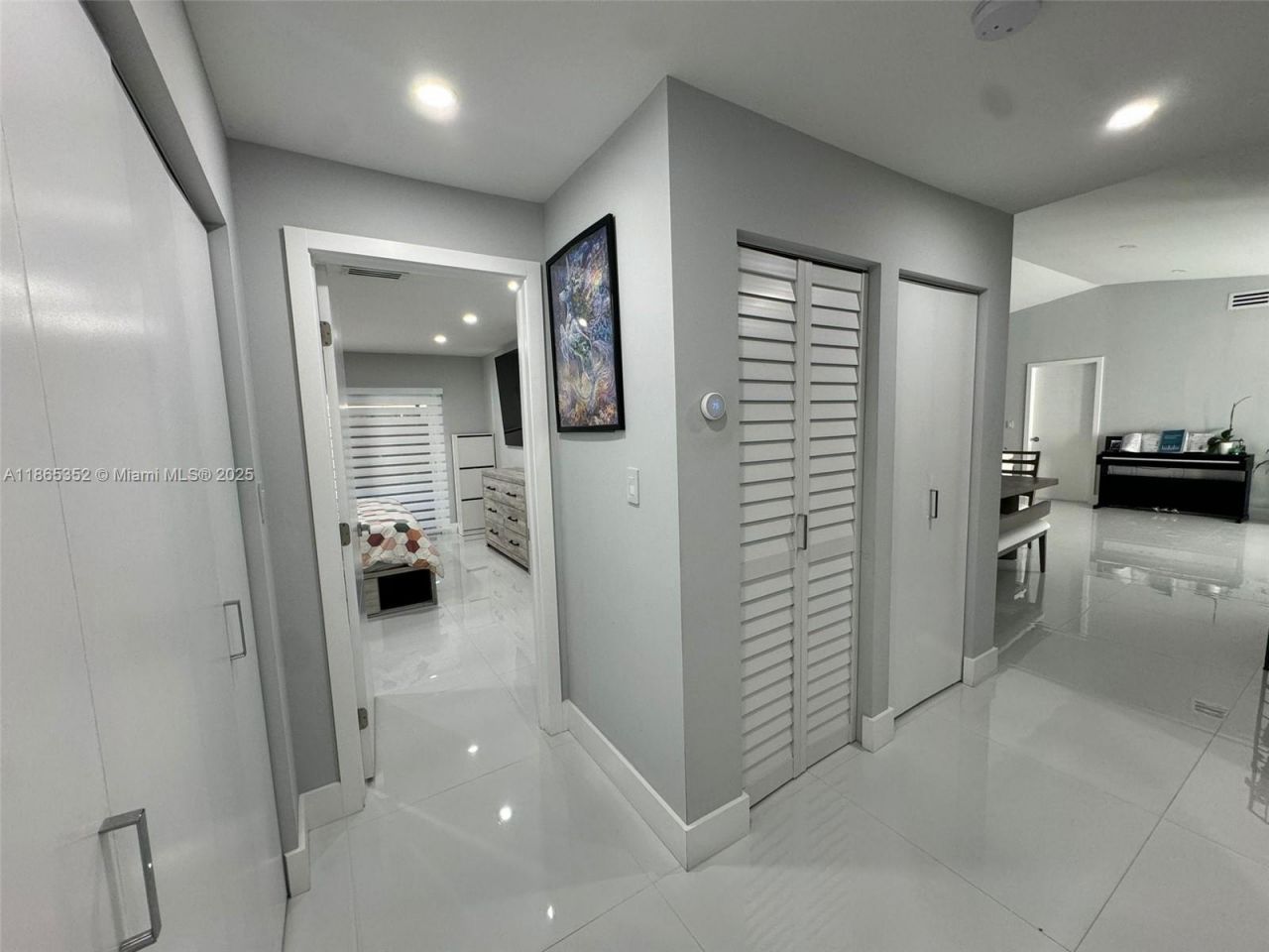 1051 NW 128th Ave, Miami, FL 33182 Photo