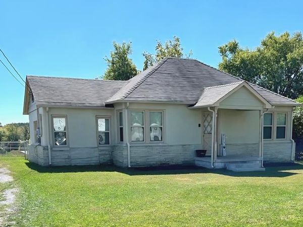 431 Elm St, Baxter, TN 38544