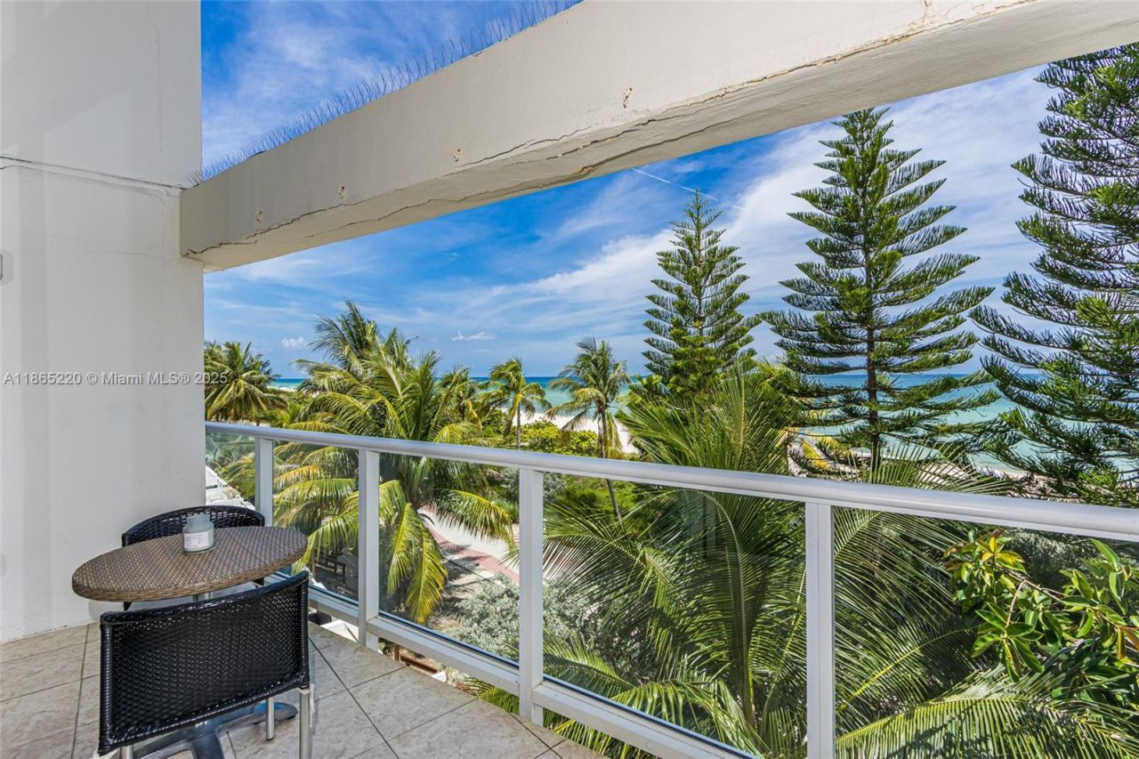 5445 Collins Ave, Unit P2, Miami Beach, FL 33140 Photo