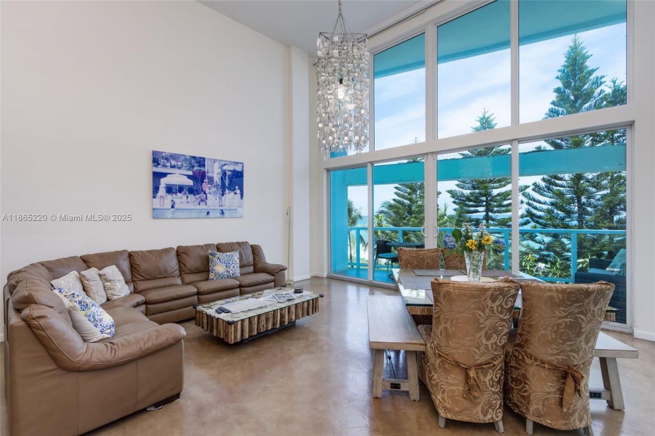 5445 Collins Ave, Unit P2, Miami Beach, FL 33140 Photo