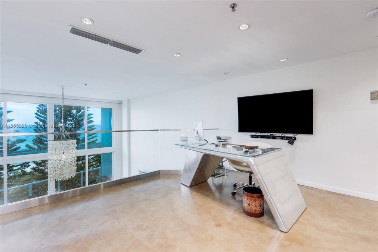 5445 Collins Ave, Unit P2, Miami Beach, FL 33140 Photo