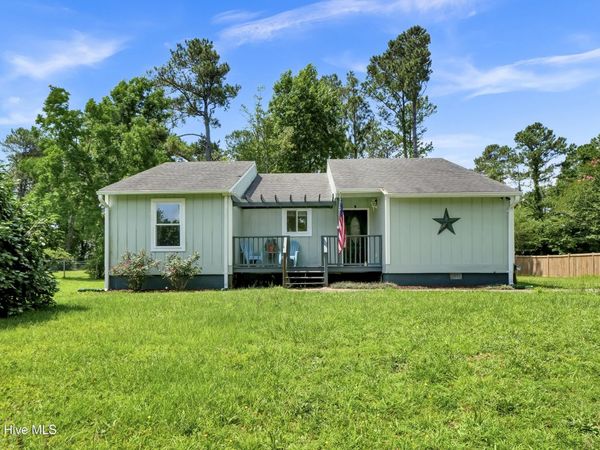 653 Hidden Valley Road, Wilmington, NC 28409