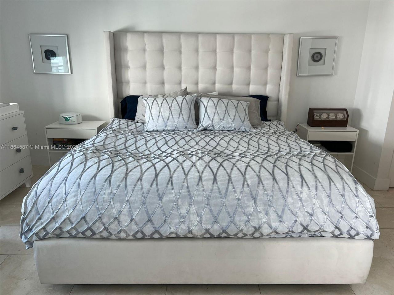 90 SW 3rd St, Unit 2103, Miami, FL 33130 Photo