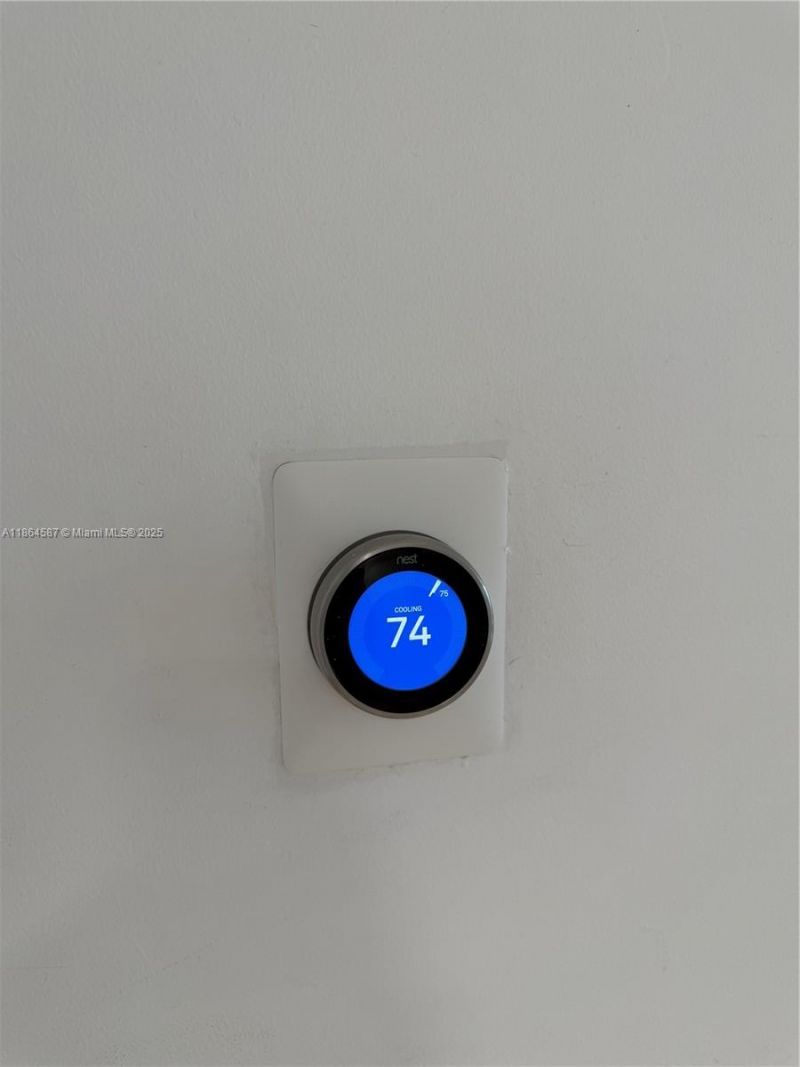 90 SW 3rd St, Unit 2103, Miami, FL 33130 Photo