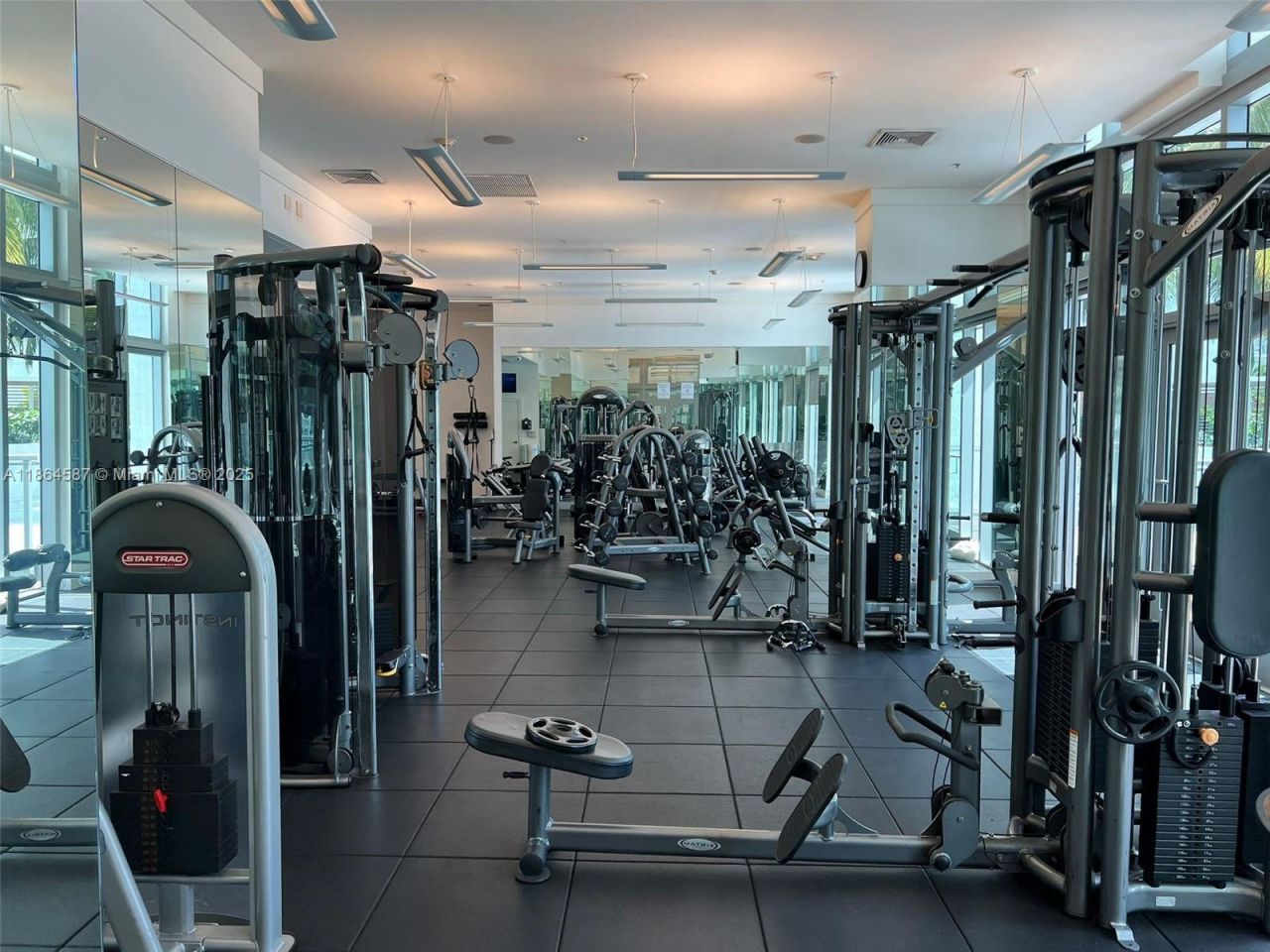 90 SW 3rd St, Unit 2103, Miami, FL 33130 Photo